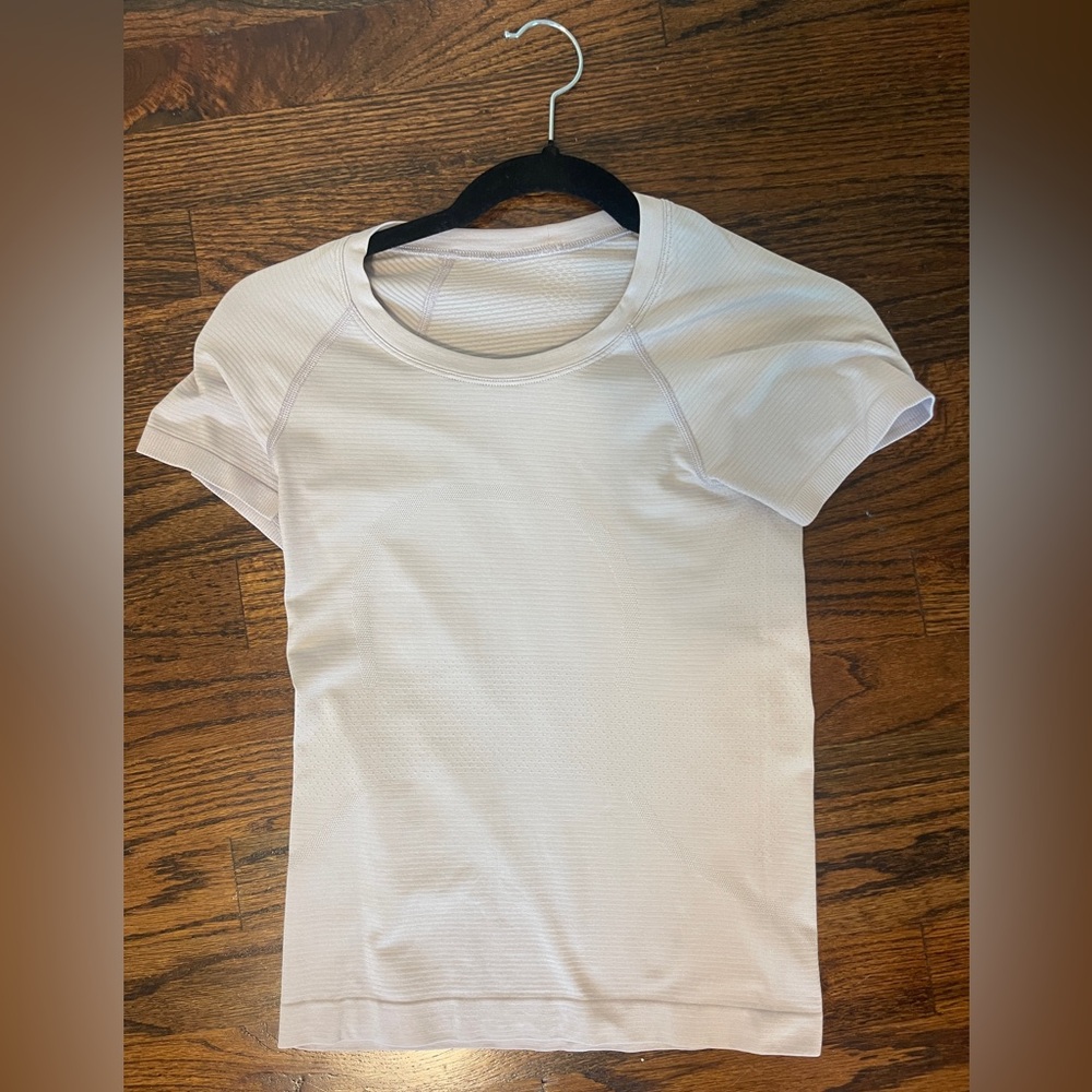 Lululemon swiftly race length short sleeve lavender dew